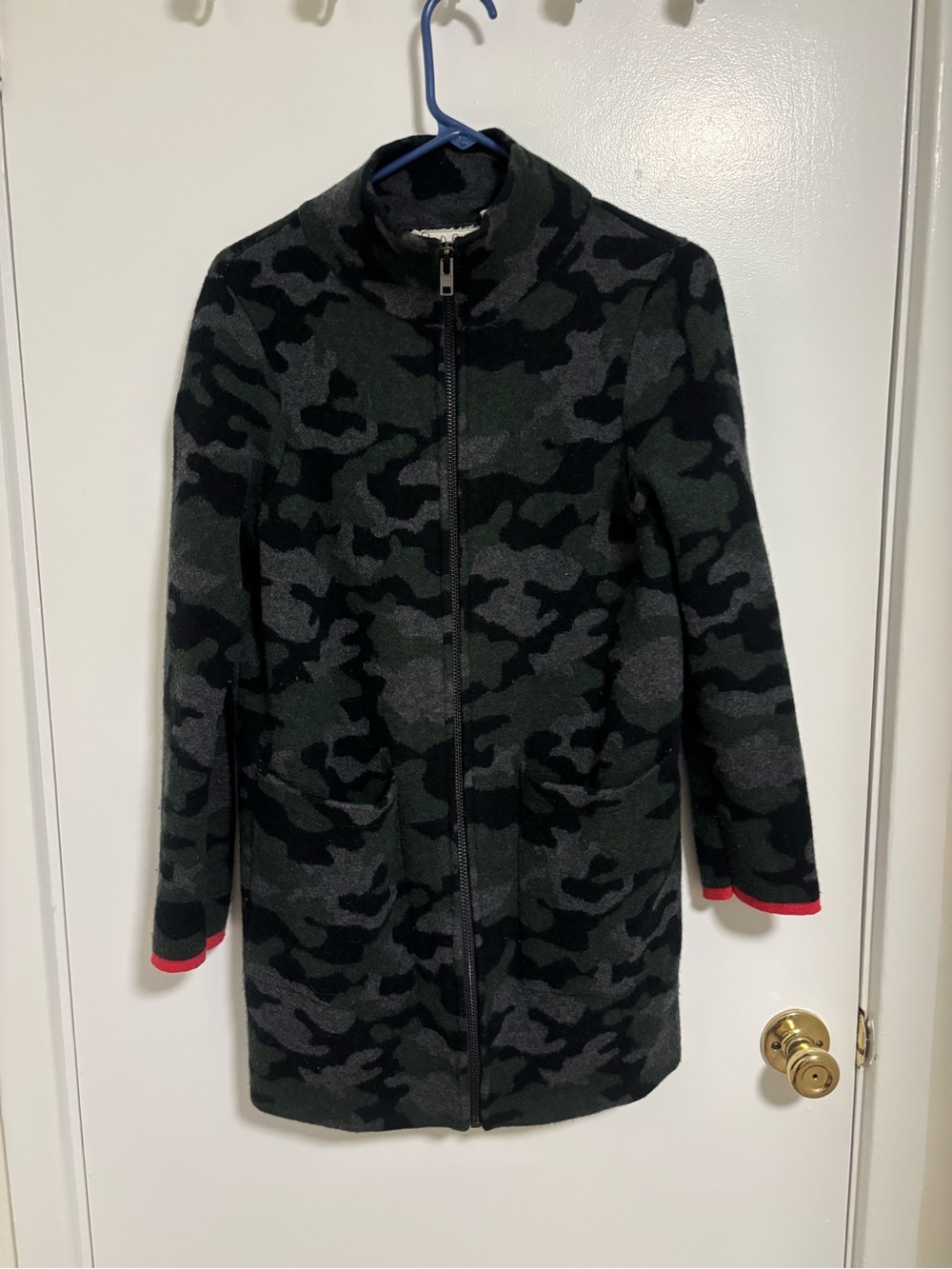 Women's Green Camo Zip-Front Sweater Coat